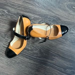 Vintage Ladies Pumps with straps Enzo Angiolini 7.5